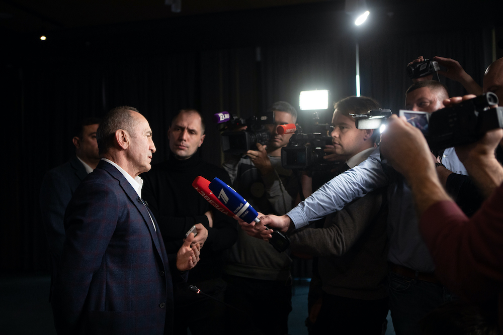 

<!-- THEME DEBUG -->
<!-- THEME HOOK: 'field' -->
<!-- FILE NAME SUGGESTIONS:
   * field--node--title--timeline-inner-page.html.twig
   x field--node--title.html.twig
   * field--node--timeline-inner-page.html.twig
   * field--title.html.twig
   * field--string.html.twig
   * field.html.twig
-->
<!-- BEGIN OUTPUT from 'themes/custom/rk_personal/templates/field/field--node--title.html.twig' -->
<span>Ասուլիս ռուսական լրատվամիջոցների համար</span>

<!-- END OUTPUT from 'themes/custom/rk_personal/templates/field/field--node--title.html.twig' -->

